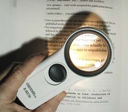 Illuminated Pocket Magnifier